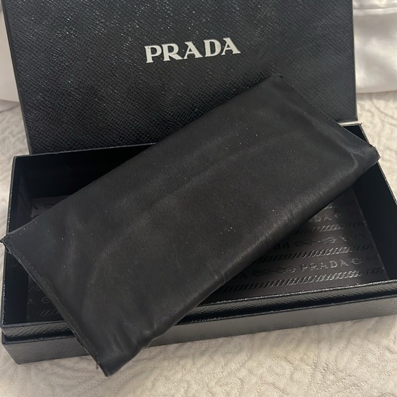 Authentic Prada long wallet - Picture 3 of 13